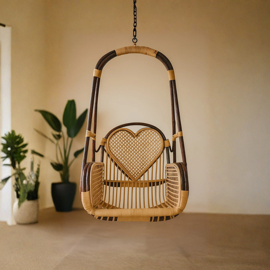 Royal Comfort in the Heart of Your Home – Handcrafted Baby Oonjal for Every Little Prince & Princess