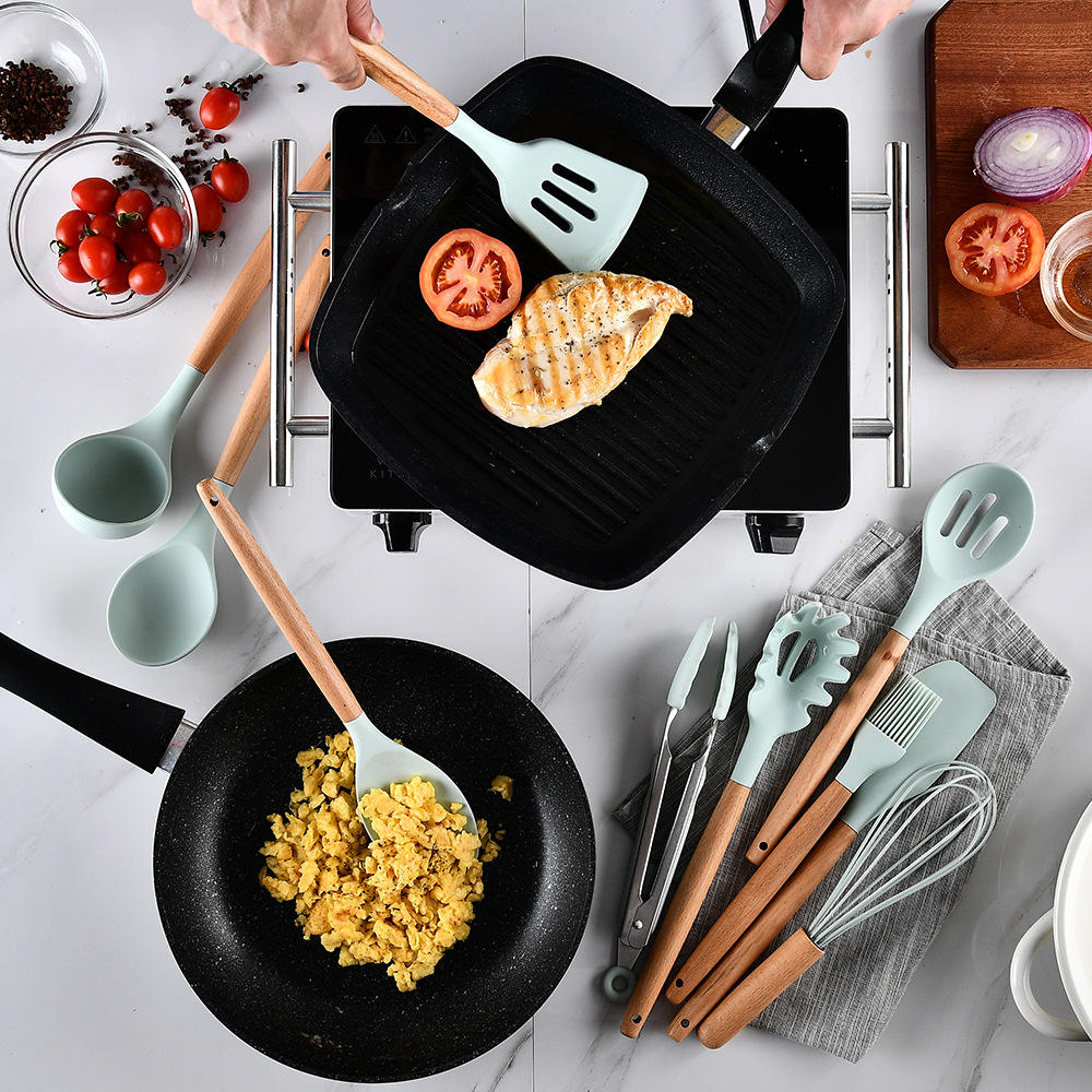 Modern Kitchen Accessories Set With Wooden Handle